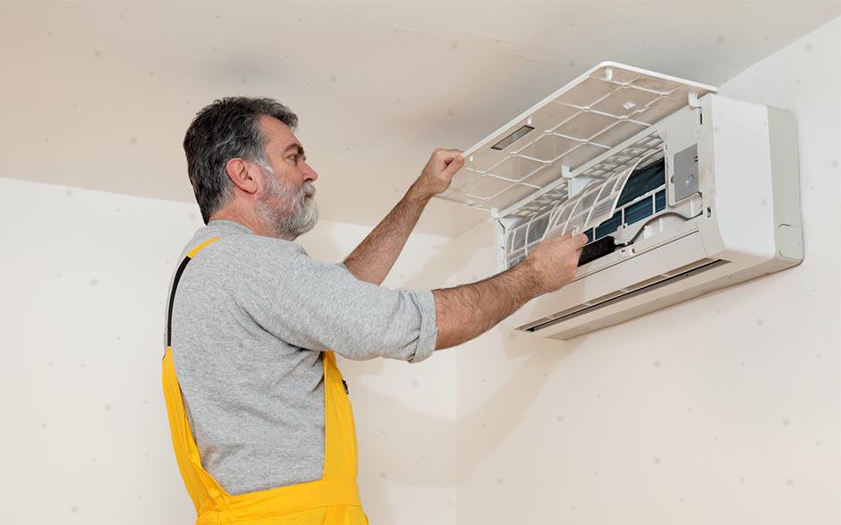 travail électricien Paris 1